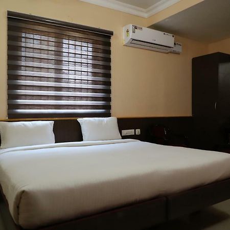 Hotel Namaskar Kumbakonam Buitenkant foto