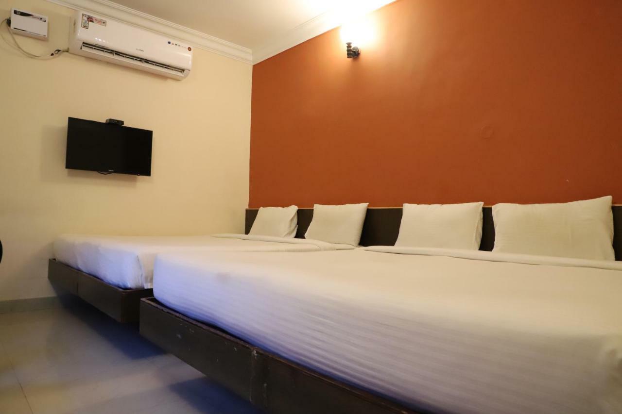 Hotel Namaskar Kumbakonam Buitenkant foto