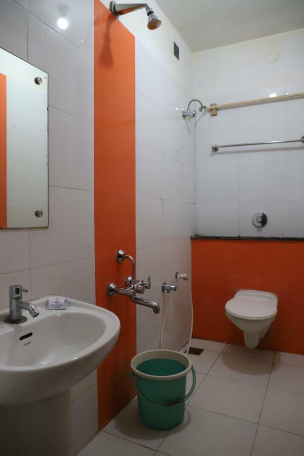 Hotel Namaskar Kumbakonam Buitenkant foto